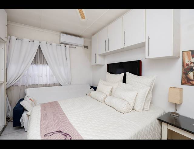 3 BEDROOM DUPLEX FOR SALE IN GREENWOOD PARK